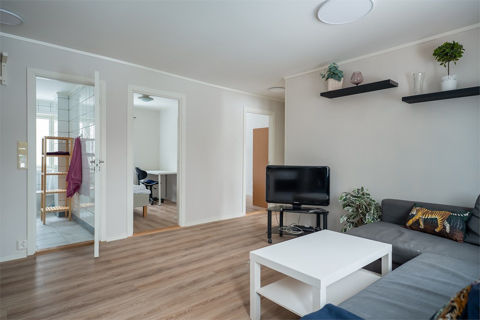 Det ble etablert nytt brannskille på vegg mot nabo i 2026. Arbeidet er nylig ferdigstilt.