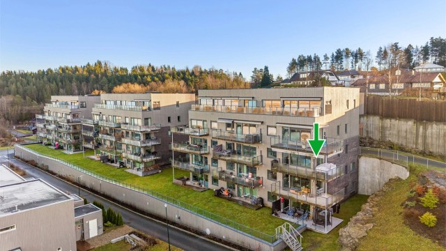 Velkommen til Nyveien 53 - 4-roms leilighet med heis og garasje