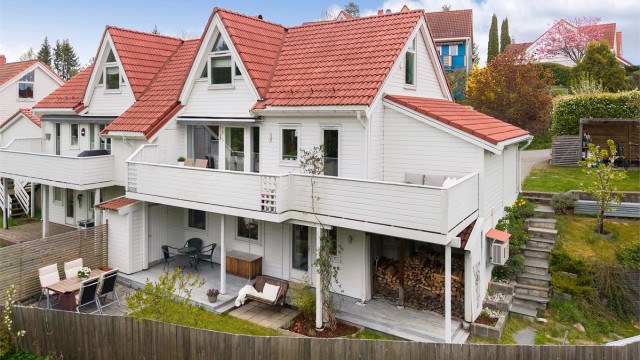 Flere fine uteplasser med gode solforhold