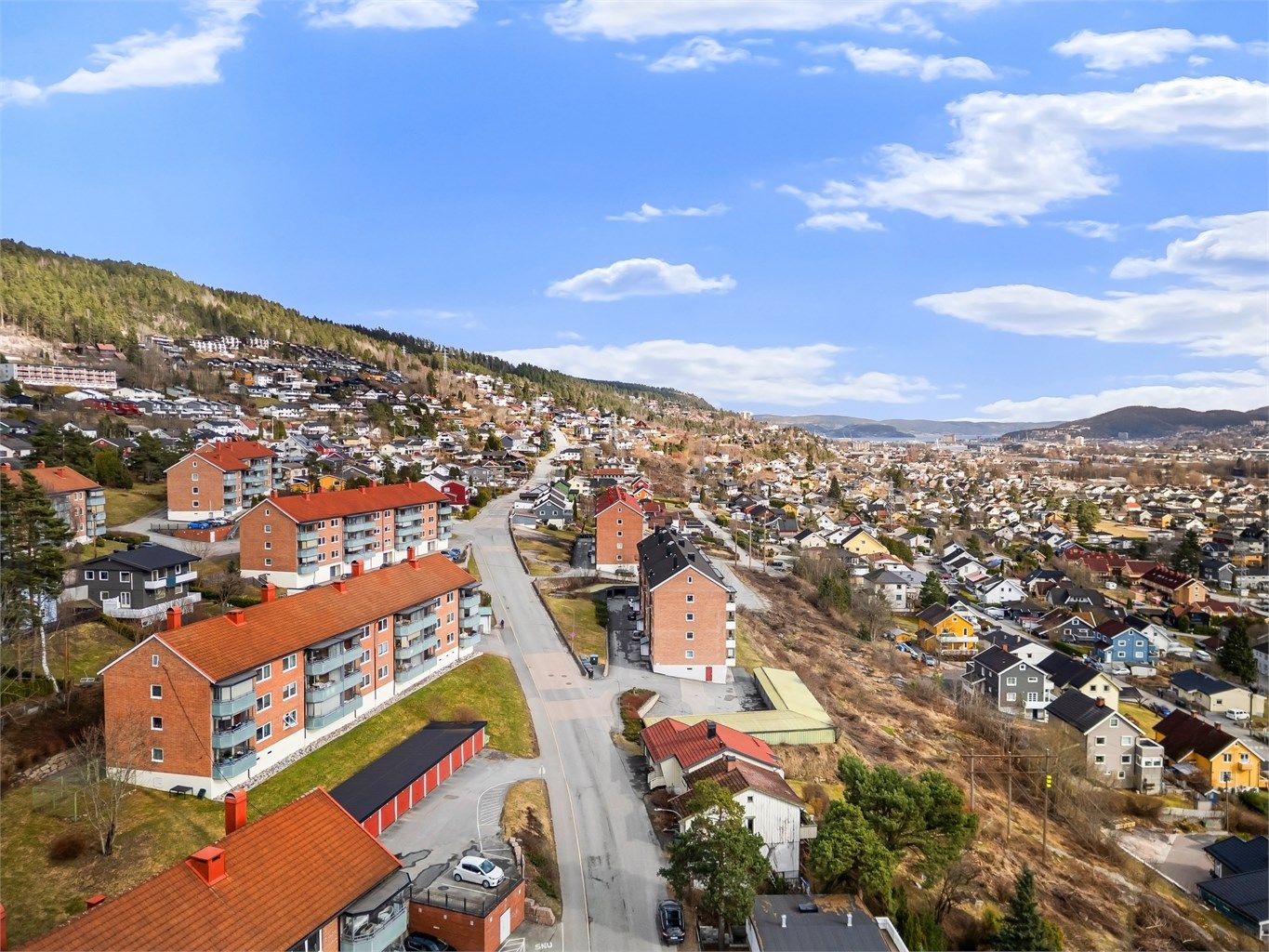 Bussforbindelser med kort avstand til bussholdeplass