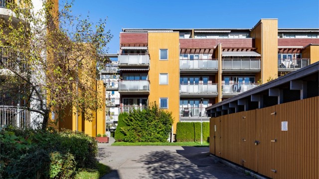 Leiligheten ligger luftig til i byggets 3. etasje.