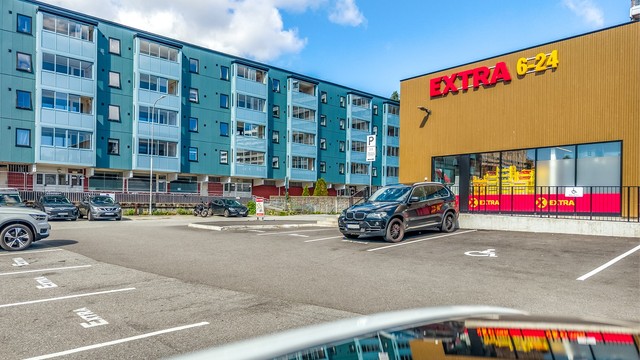 Kun et par minutters gange til nærmeste dagligvarebutikk, Coop Extra.