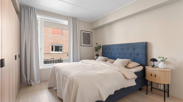 Hovedsoverommet har god plass til en romslig garderobeløsning.