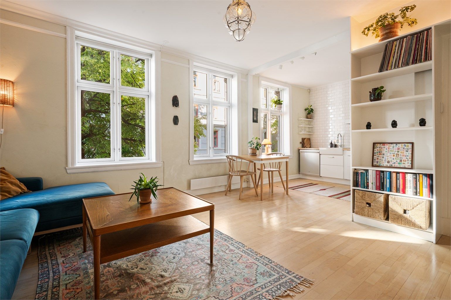 Dette er en sjarmerende bolig med praktisk planløsning i en klassisk bygård. 
Foto: Peter Futo