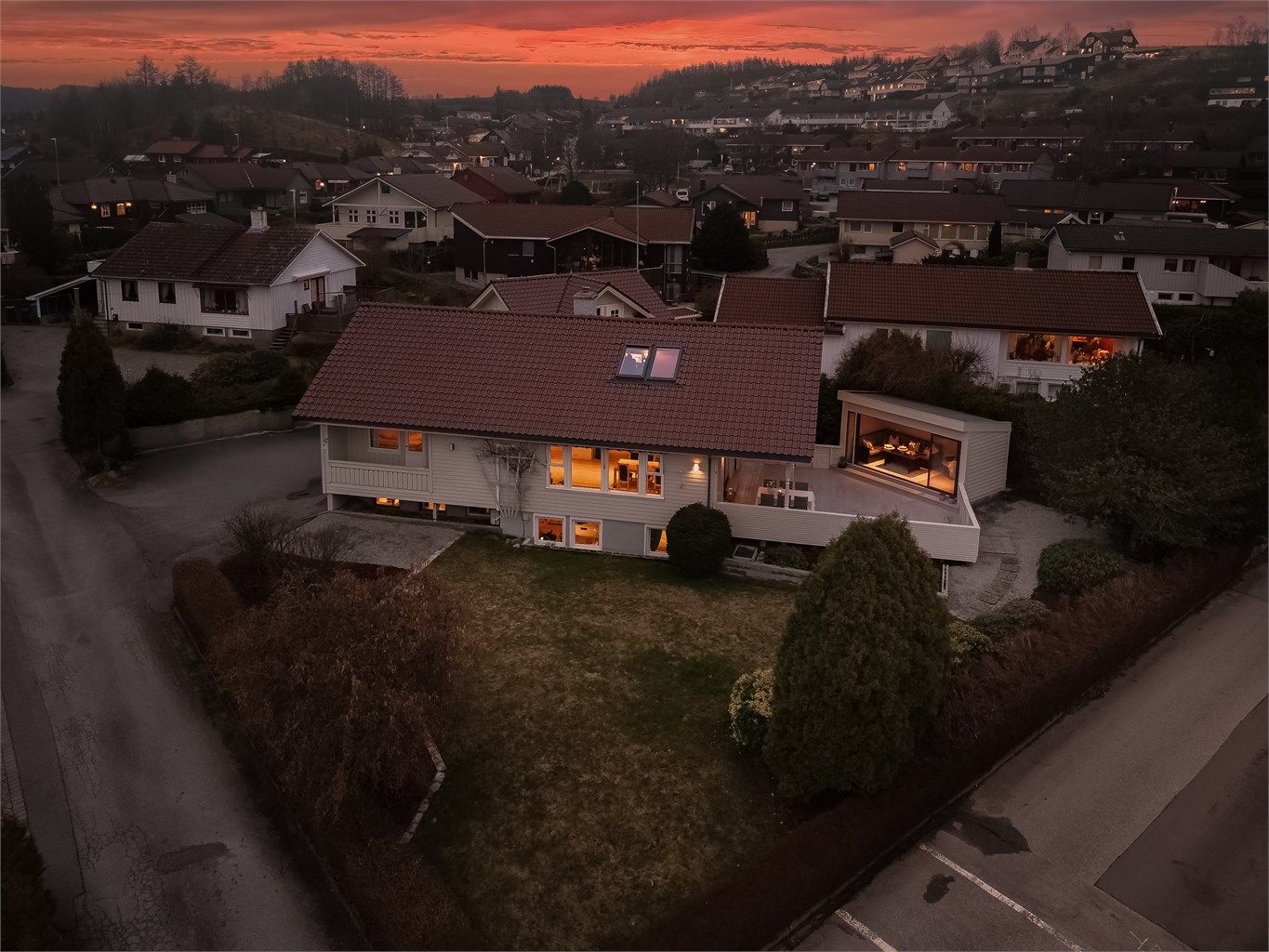 Velkommen til Fjellbekkvegen 12 - Presentert av Daniel S. Mossige v/Krogsveen Jæren