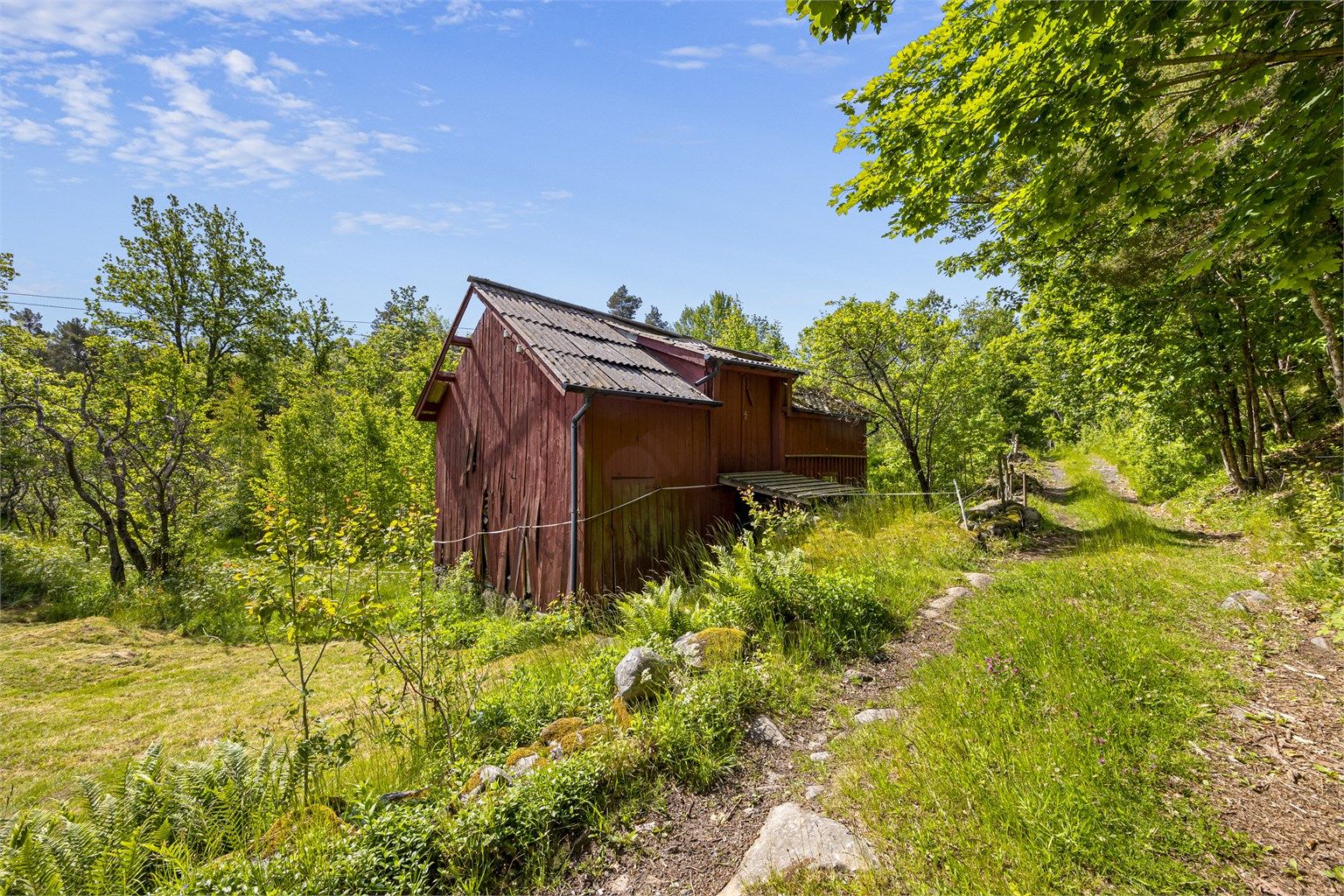 Låven er renoveringsklar/rivningsklar