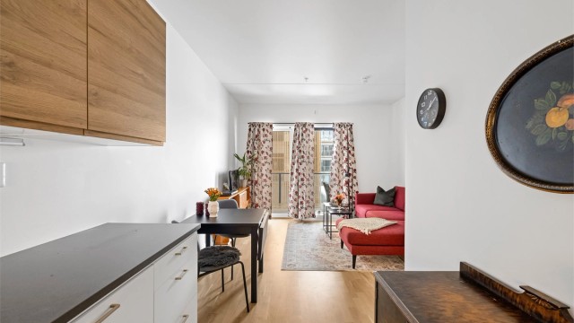 Leiligheten har balansert ventilasjon som sikrer et sunt og godt inneklima.