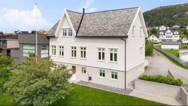 Velkommen til Rokkevegen 40 presentert av Eiendomsmegler/Fagansvarlig Even Roth
Foto: Stian Wiik