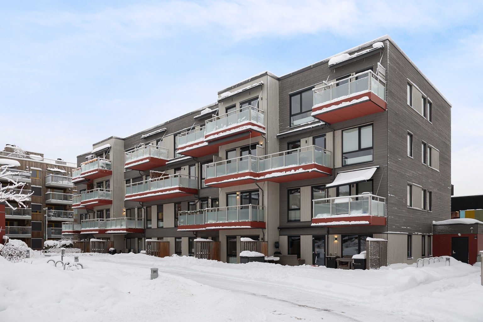 Velkommen til denne moderne og lyse leiligheten i Kåre B. Werners gate 97