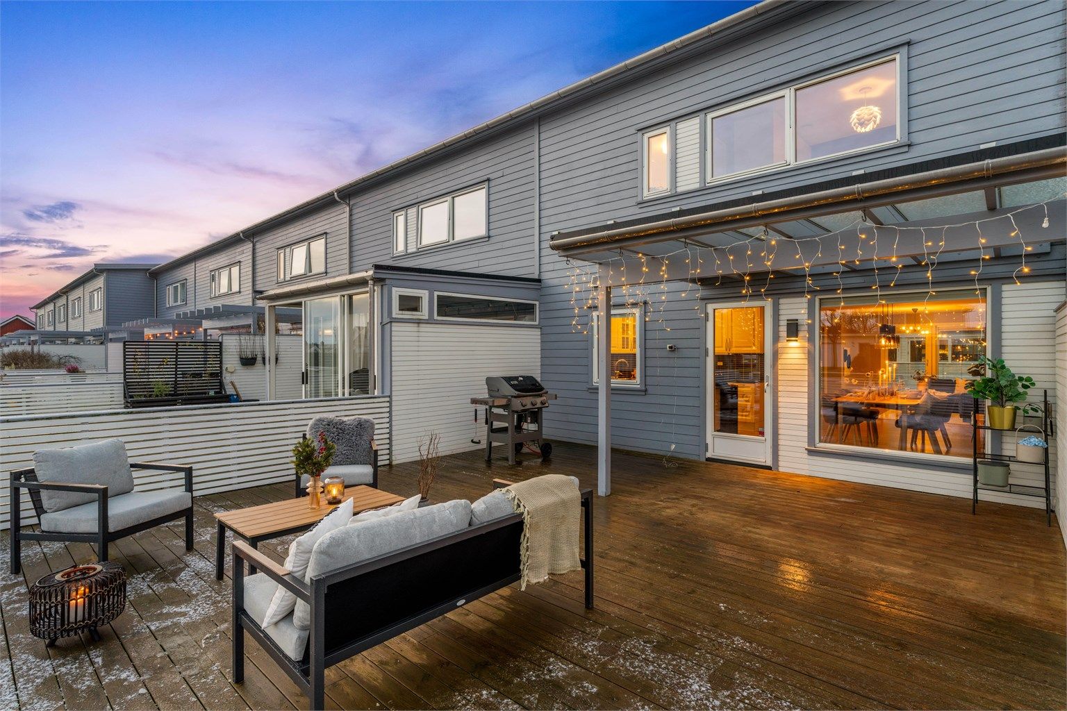 Stor møbleringsfrihet på terrassen.