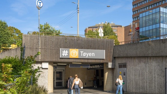 Med Tøyen T-banestasjon under fem minutters gange unna, er du tilknyttet alle T-banens linjer.