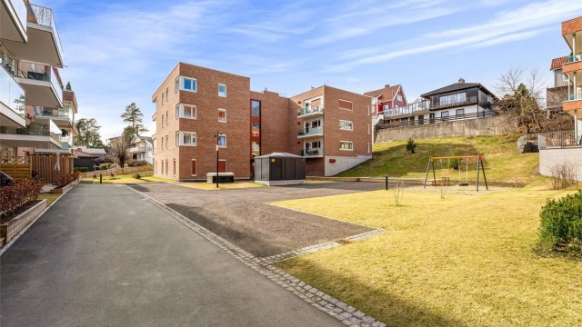 Nyere boligsameie med hyggelige fellesarealer