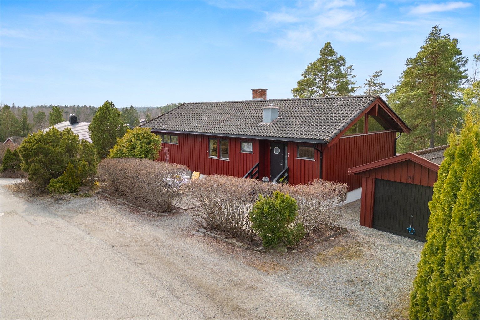 Øystein Thorsen v/Krogsveen avd. Kolbotn presenterer Johan Halvorsens vei 31 - en attraktiv enebolig på Ingieråsen