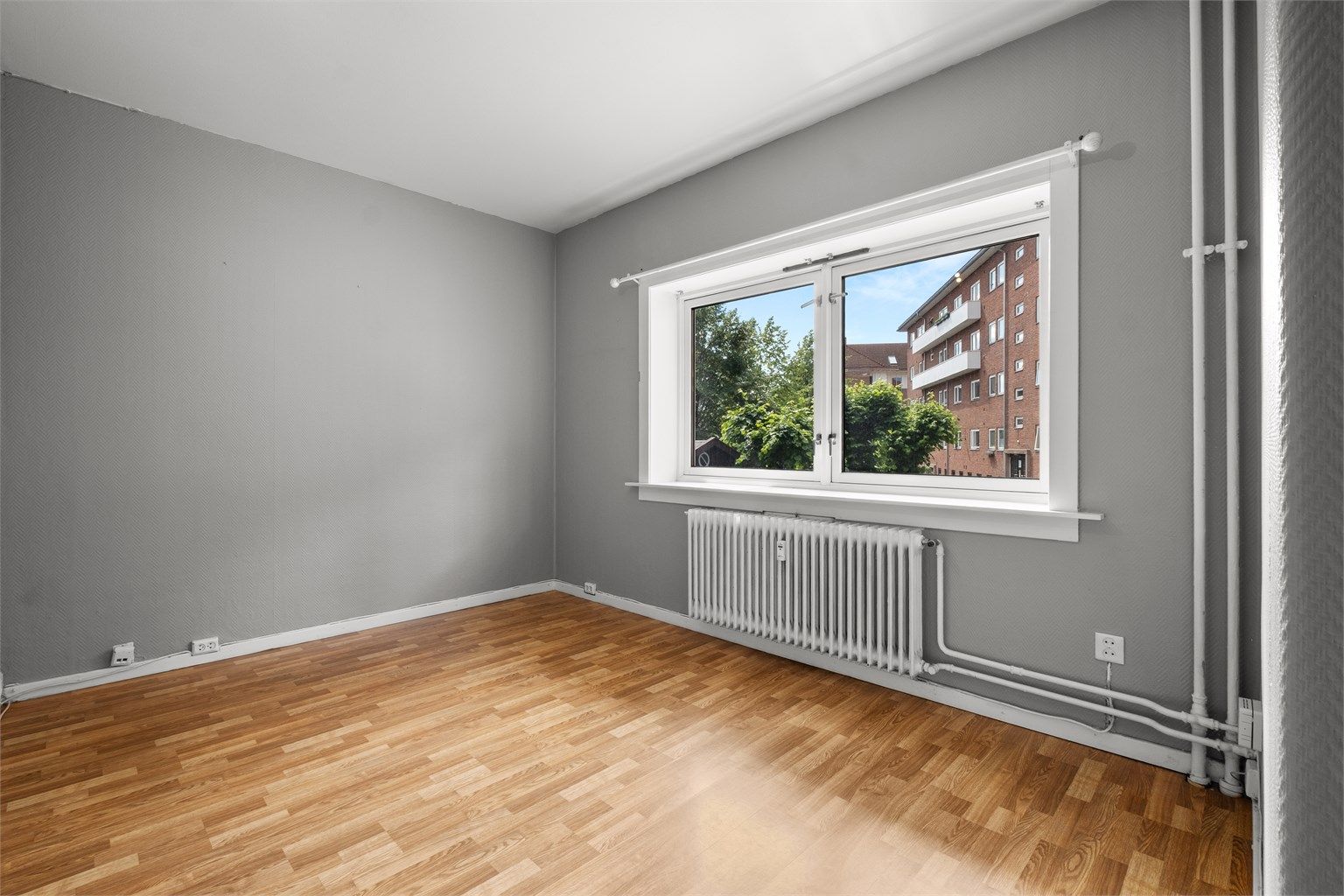 Velkommen til Dannevigsveien 18B - Presentert av Blenor Hadergjonaj!