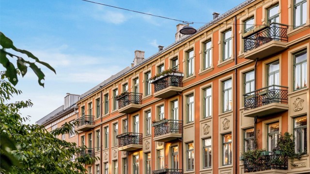 Velkommen til Stensgata 32 C - Attraktiv selveierleilighet i veletablert boligområde på Adamstuen - Presentert av Krogsveen v/Anne Aartun. Foto: Bjørnar Solberg i Solberg Studio.