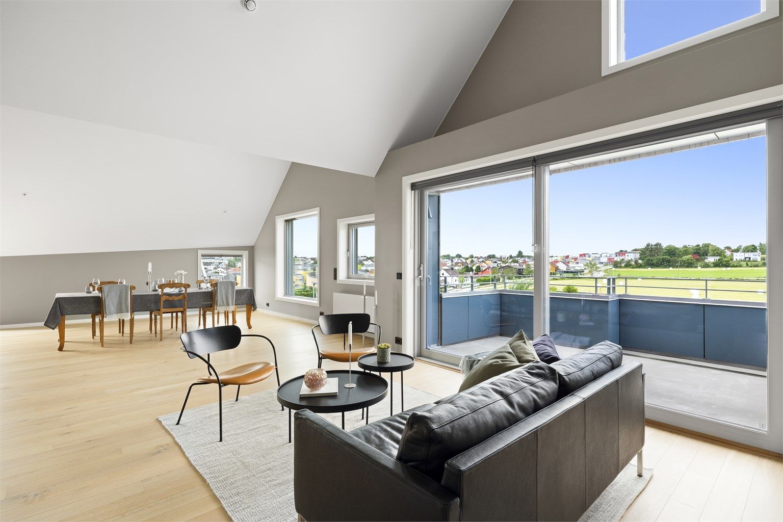 Flotte toppleilighet i Ryggstraen Park.