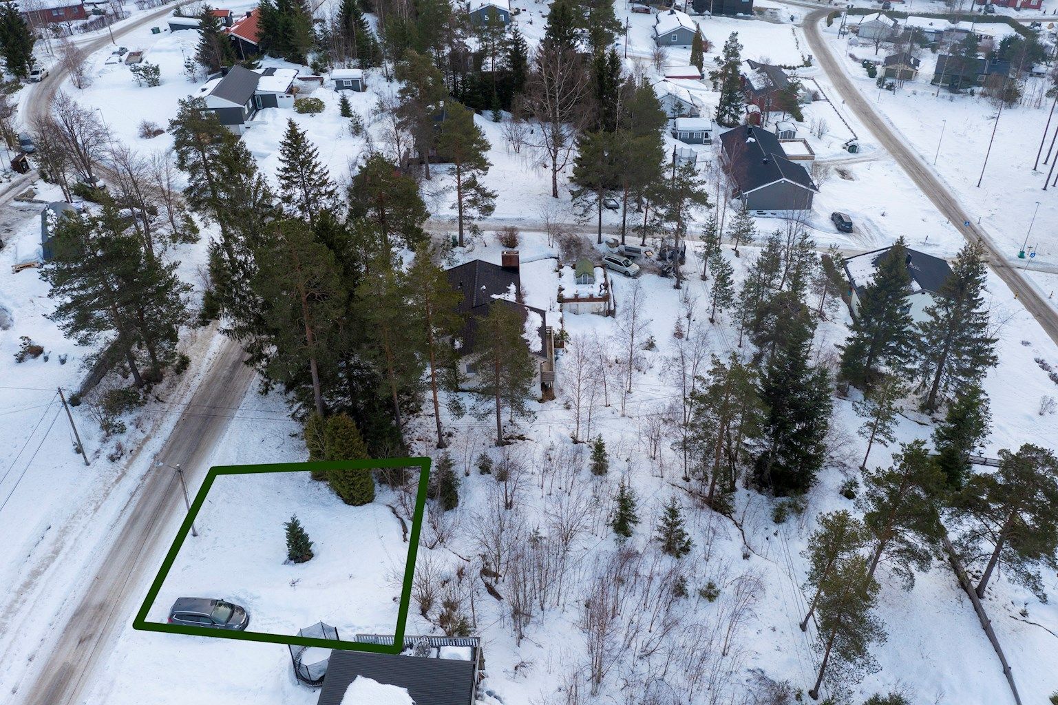 Gangavstand til bussholdestopp samt Nannestad sentrum med avganger til bl.a. Maura, Oslo Lufthavn og Jessheim