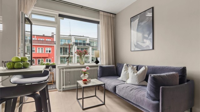 Nora Larsen Rørvik v/Krogsveen Hasle har gleden av å presentere Kirkeveien 50, en egen oase på toppen av Majorstuen.