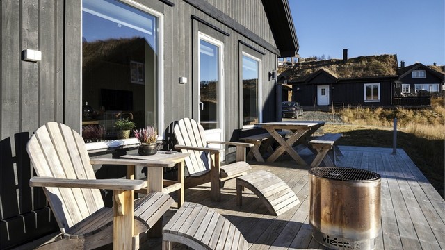 Det er ca 70kvm med terrasse til disposisjon!