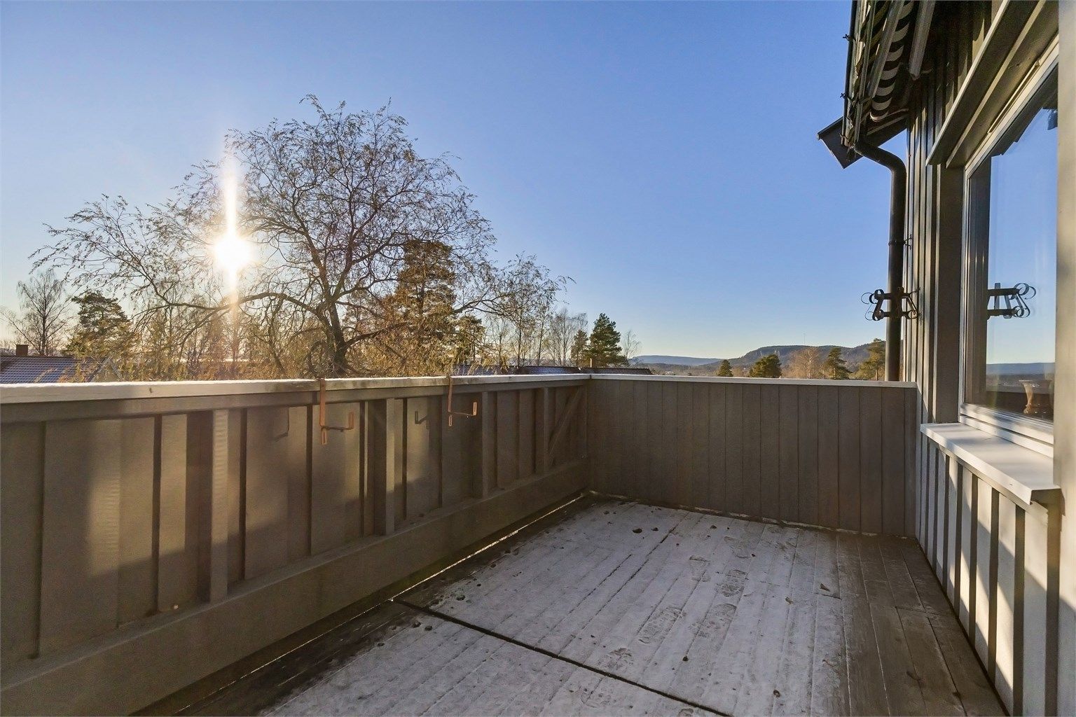 Leiligheten har et stort potensial, og er en ypperlig mulighet for dere som ønsker å sette et personlig preg på hjemmet