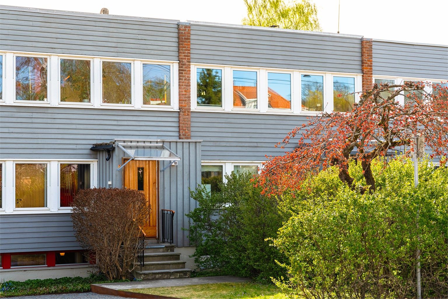 Ditt nye hjem ligger i et attraktivt, sentralt og ettertraktet boligområde på Heggeli/Smestad, med kort vei til skole og barnehage. Foto: Chris Borowiak