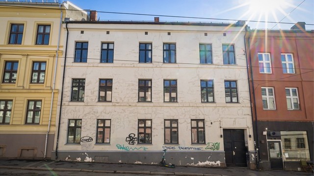 Fasade. Ifølge styreleder skal borettslaget pusse opp fasaden.