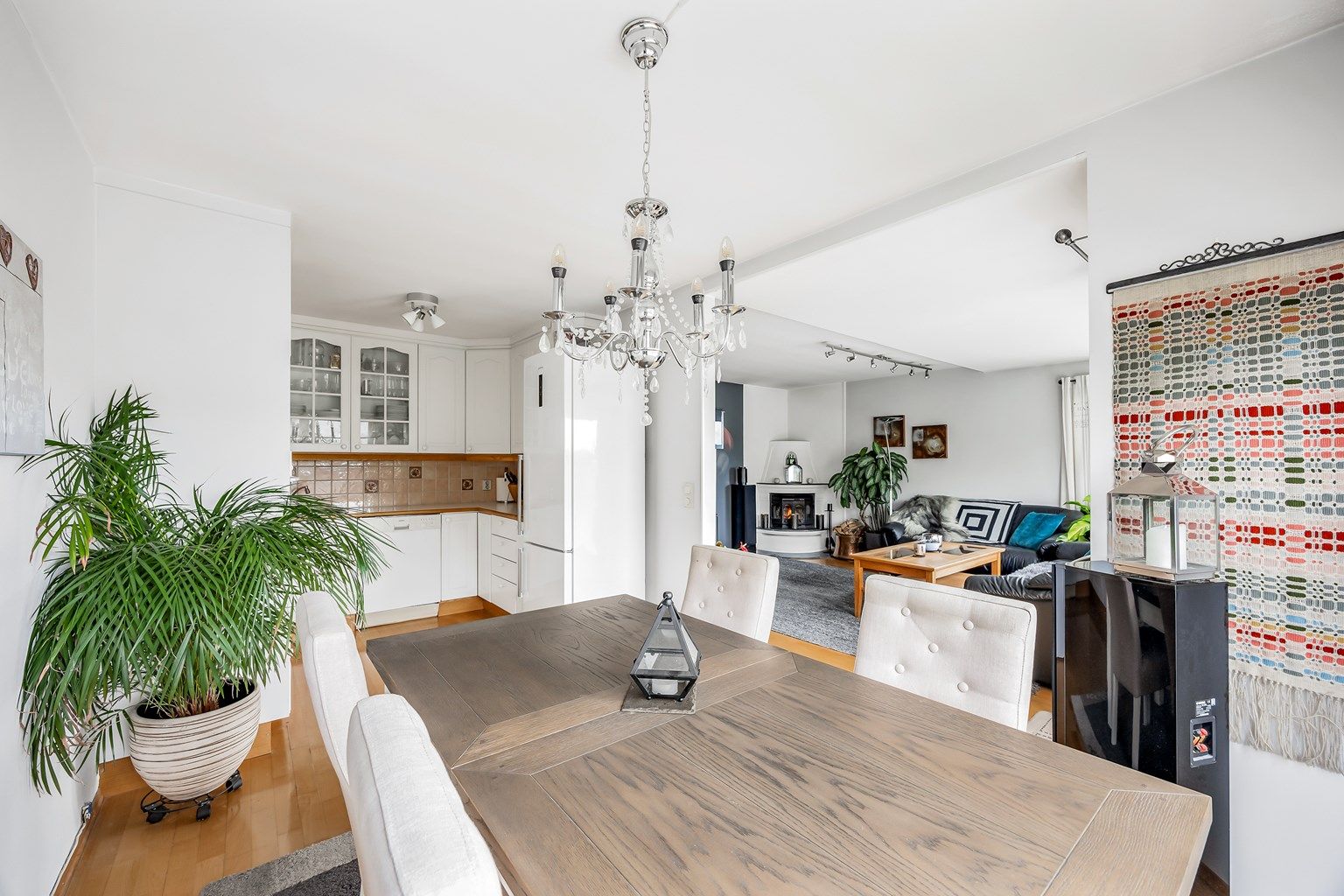 Velkommen til Lurudveien 22H! Representert av Silje Frankplads v/Krogsveen Skedsmokorset.