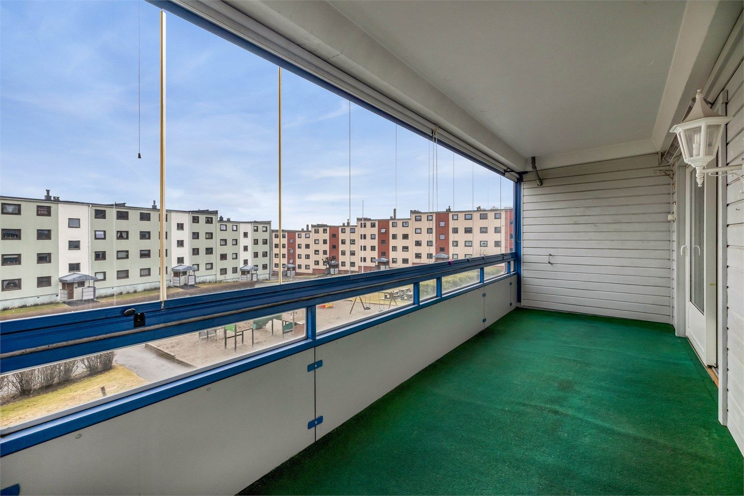 En stor 2-roms leilighet, som med enkle grep kan bygges om til 3-roms