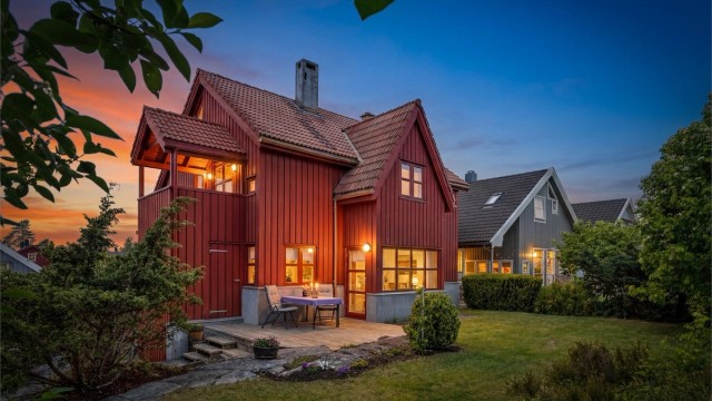Velkommen til Gamle Bygdevei 83!
Foto: Løvås Foto