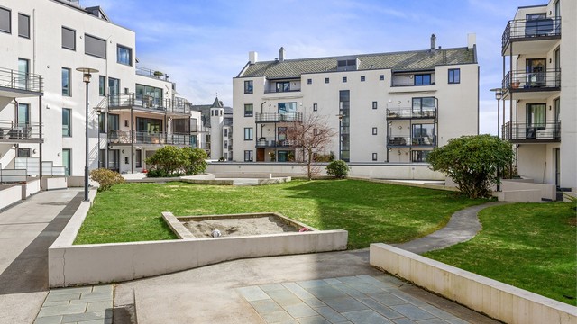 Rolige og skjermede uteområder til felles bruk for beboerne