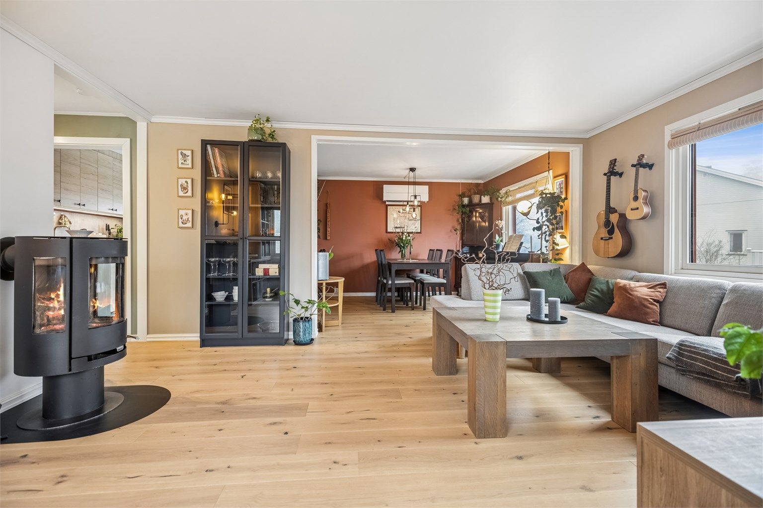 Velkommen til Vestveien 9! Presentert av eiendomsmegler Anniken Øderud v/Krogsveen Nesodden. Foto: Per O. Skjellnan v/Efkt. 