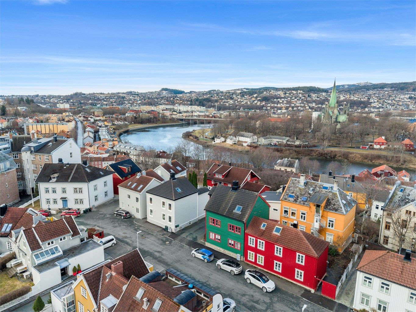 Her bor du i et populært område med nærhet til noe av det beste byen har å by på av servicetilbud, restauranter, kultur og rekreasjonsområder.