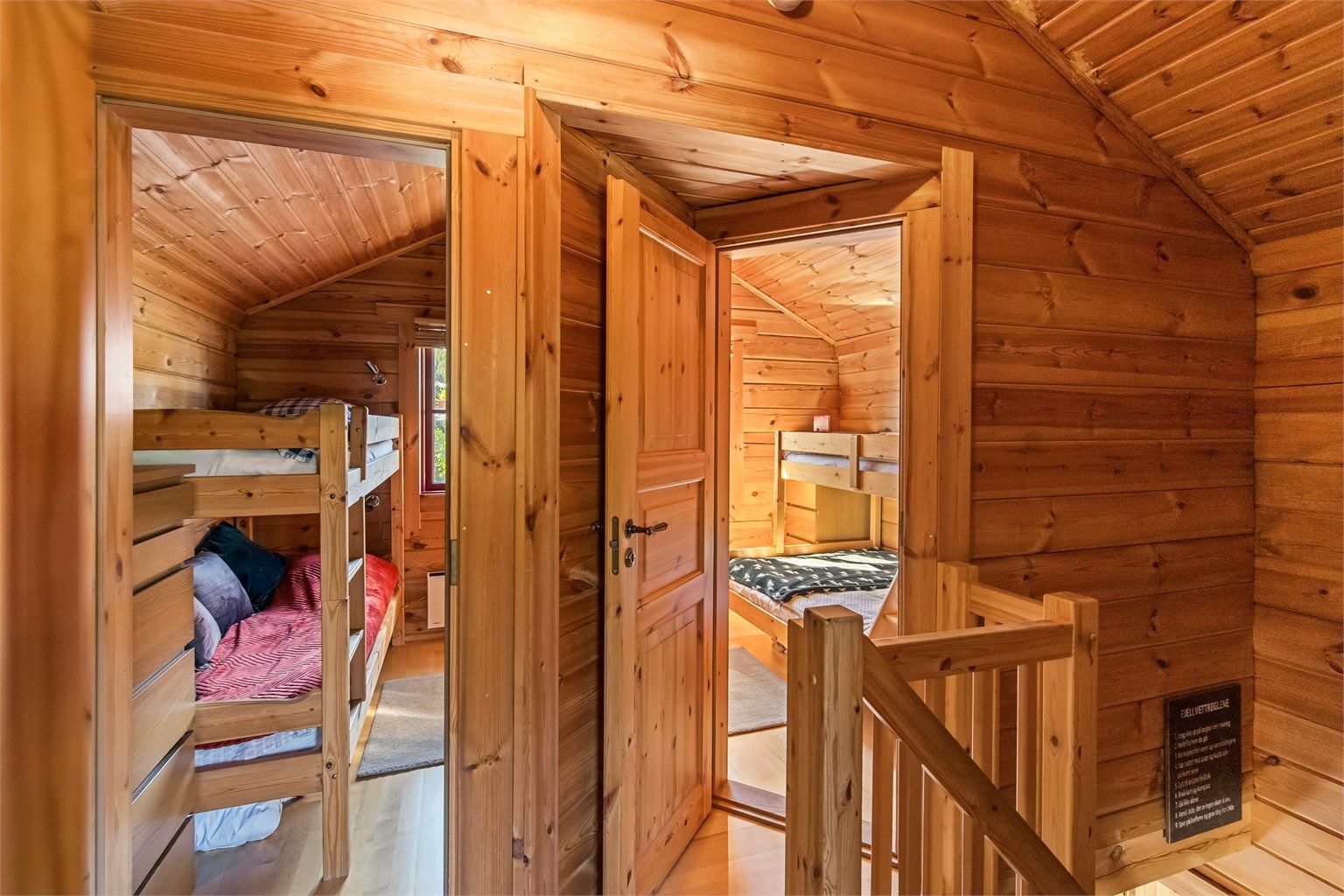 Det er innredet med 3 soverom