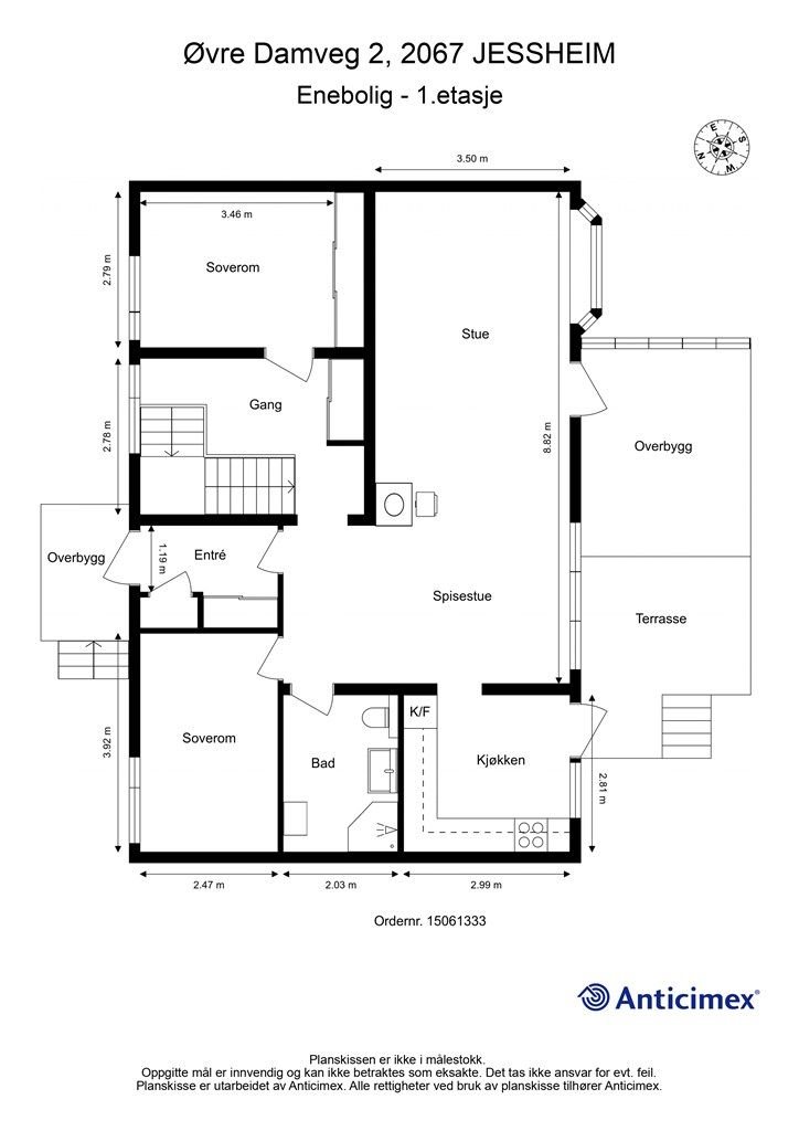 Plantegning med innvendige mål og himmelretning.