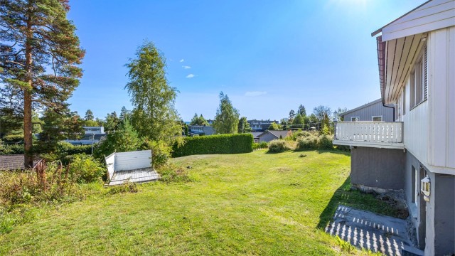 Enebolig med stor, eiet tomt på 1009,6 m² og rikelig med potensial.
Foto: Espen Edin Døhlen
