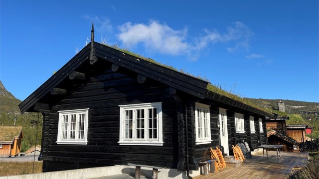 Velkommen til Snarevegen 9. Skisenteret i bakgrunnen.