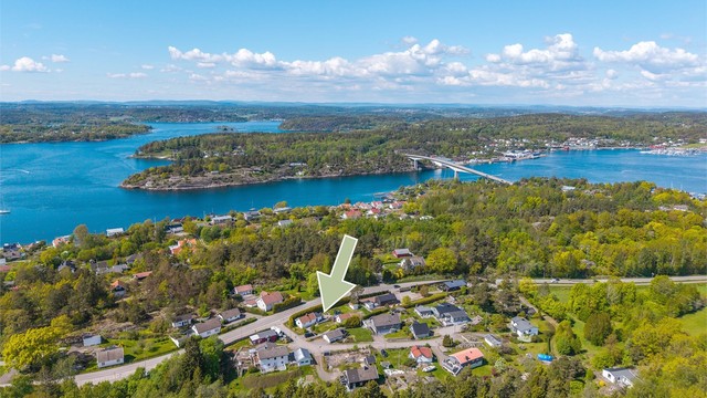 En sjarmerende og innholdsrik eiendom i solrike og idylliske omgivelser på populære Tjøme.
