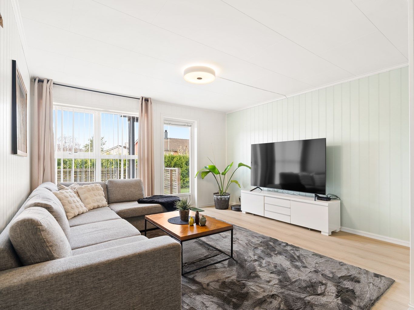 Falcheveien 9A presenteres av Per-Espen Omberg i Krogsveen.