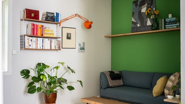 I stuen er det god plass til sofa og salongbord.