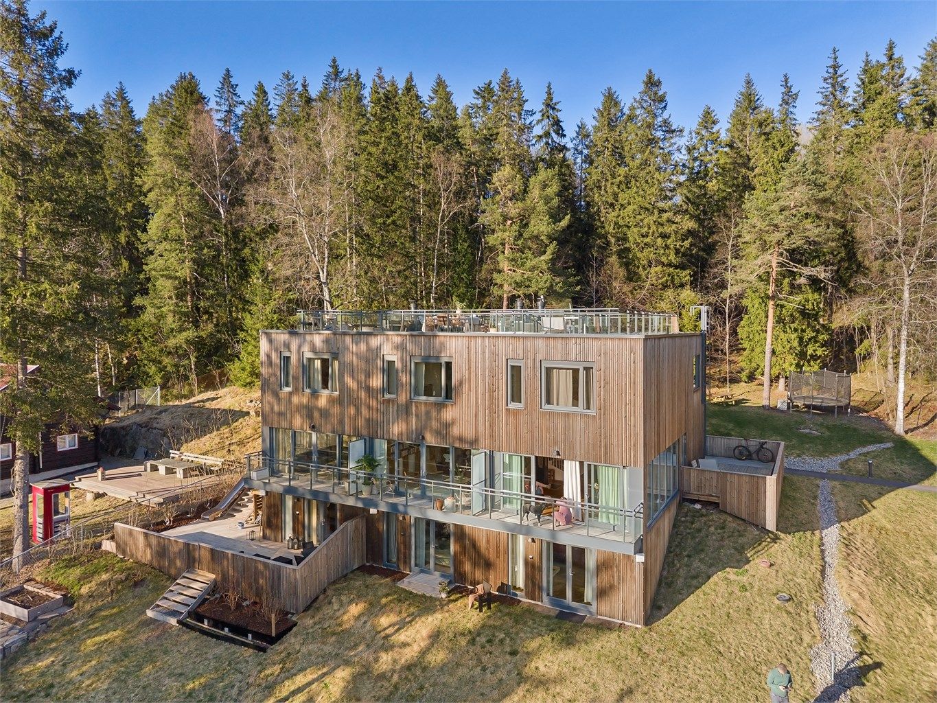 Velkommen til Hukenveien 29B - presentert av Hanne Pettersen i Krogsveen 