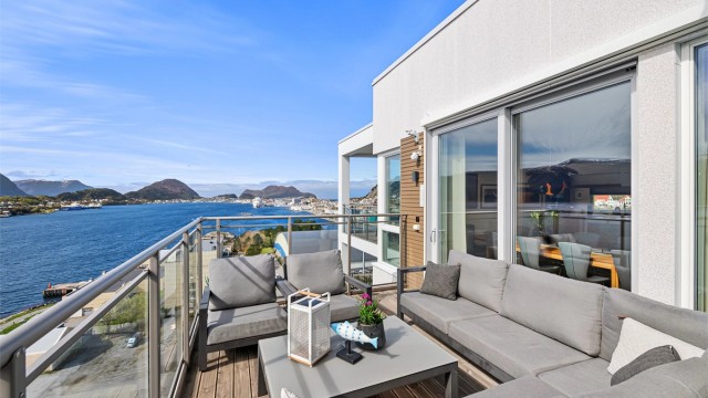 Velkommen til Sjømannsvegen 31 presentert av Eiendomsmegler/Partner Marit Stuen Aursnes
Foto: Stian Wiik