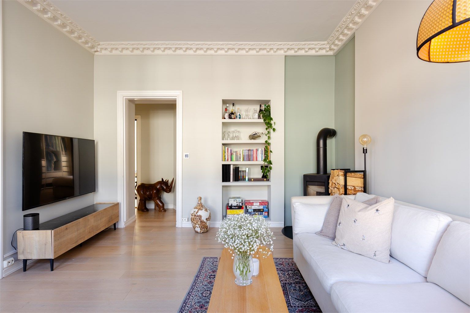 Generøs takhøyde på over 3 meter.