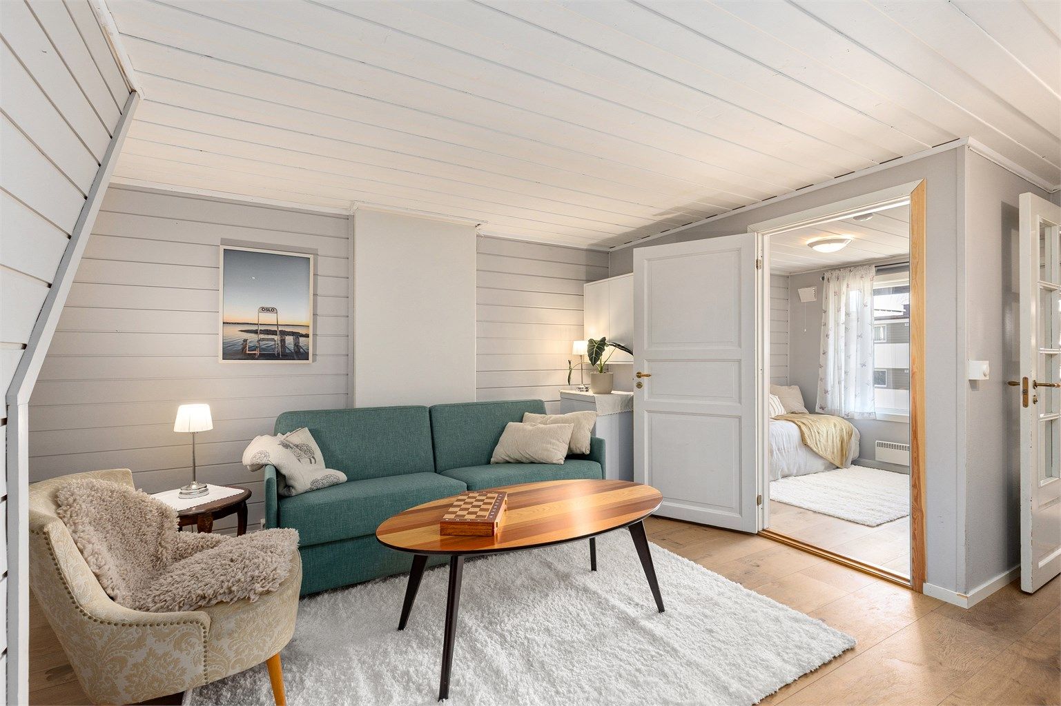 Fra hallen er det tilgang til en rom som benyttes som soverom