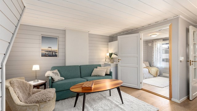 Fra hallen er det tilgang til en rom som benyttes som soverom