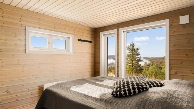 Her kan du våkne, trekke fra gardinene og starte dagen med fjellandskapet rett utenfor vinduet.