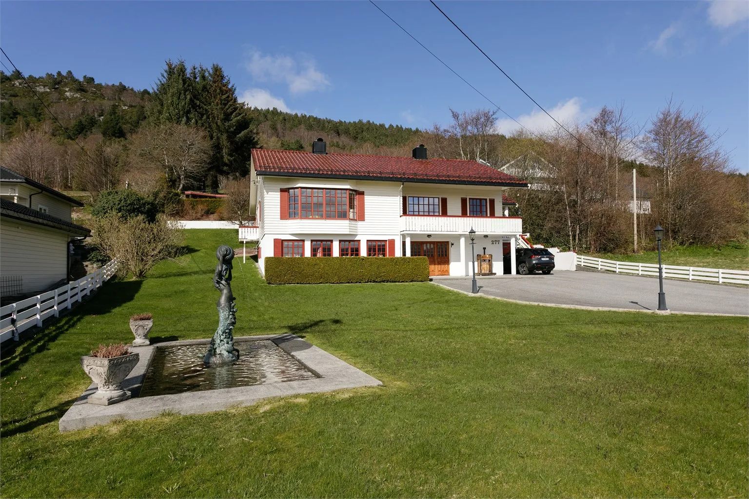 Velkommen til Storfarvegen 277 på Ellingsøya, presentert av Eiendomsmegler/Partner Marit Stuen Aursnes