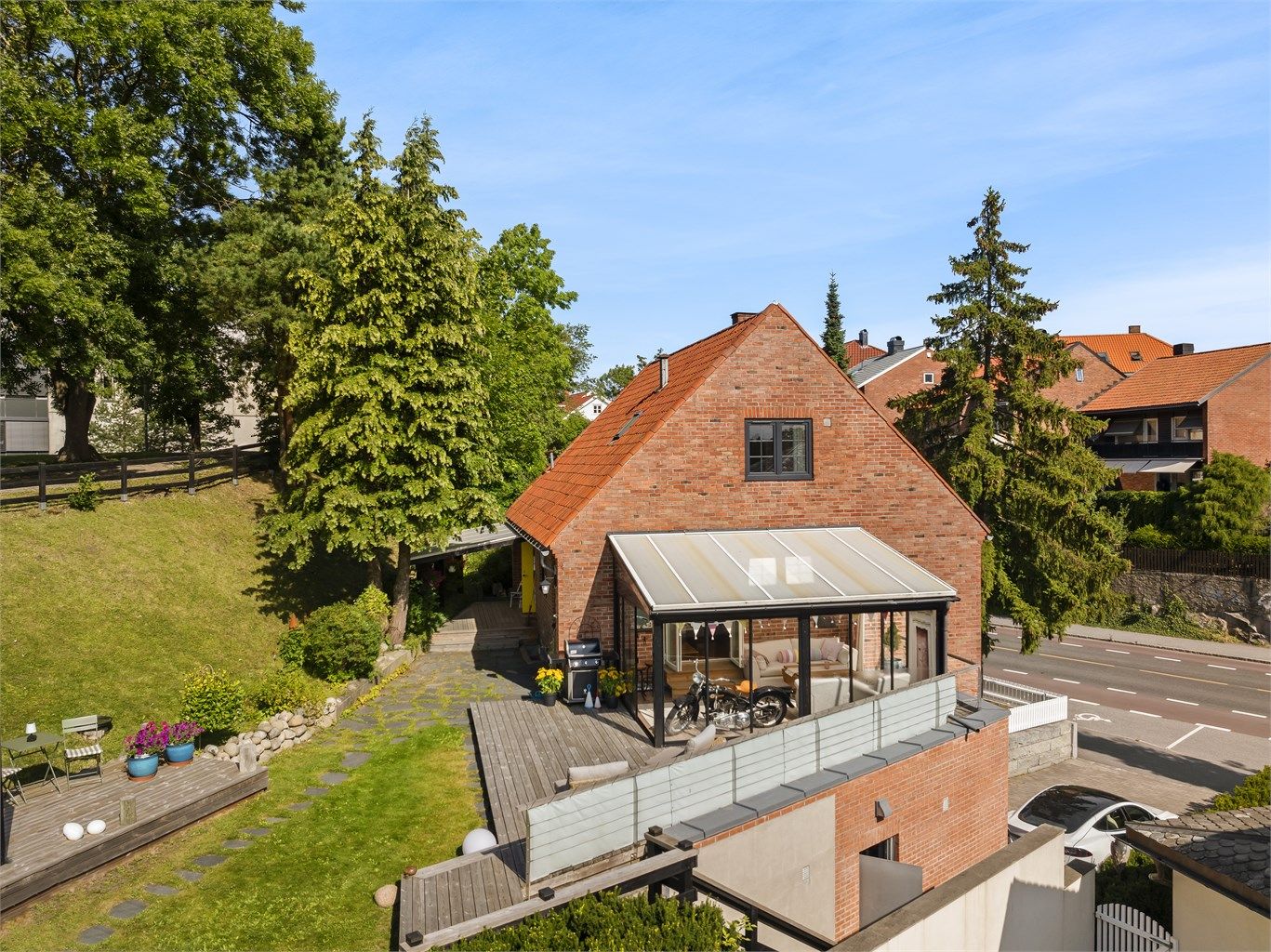 Villaen er gjennom 2000-tallet frem til helt nylig tilført betydelige oppgraderinger, innvendig som utvendig.