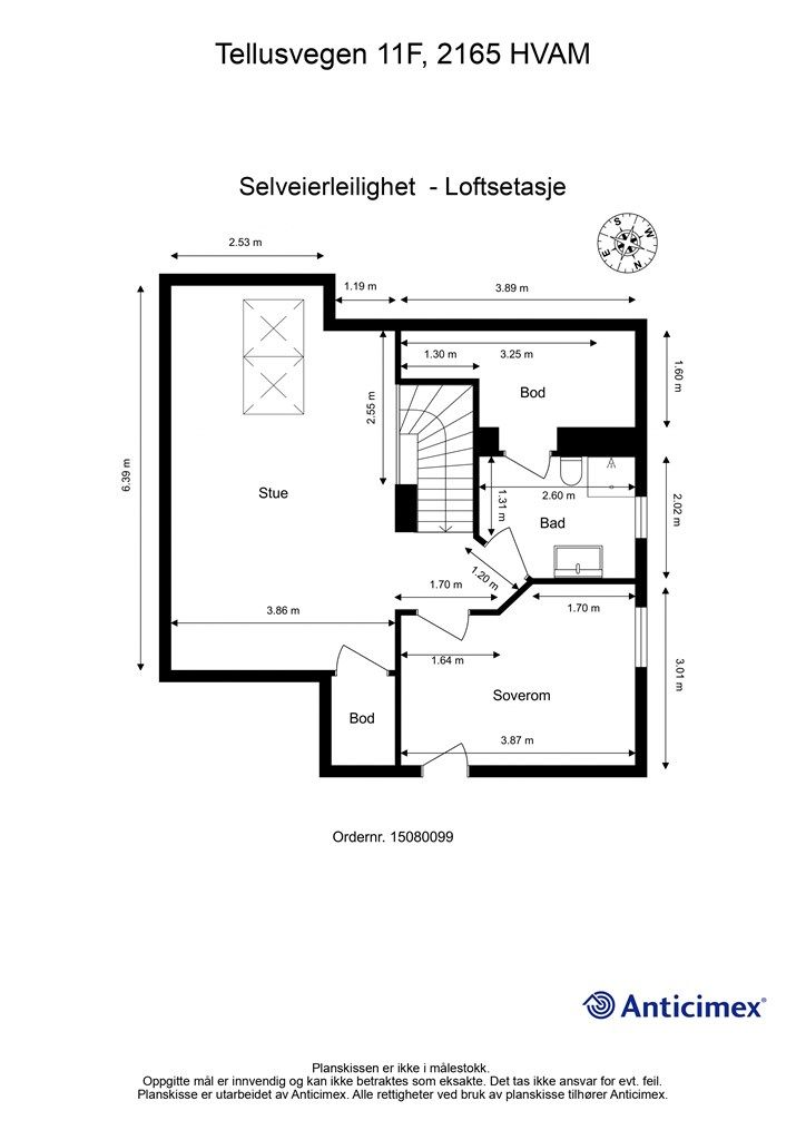 Loftsetasjen på 39 m² gir boligen en ekstra dimensjon med stue, soverom, bad og to boder.