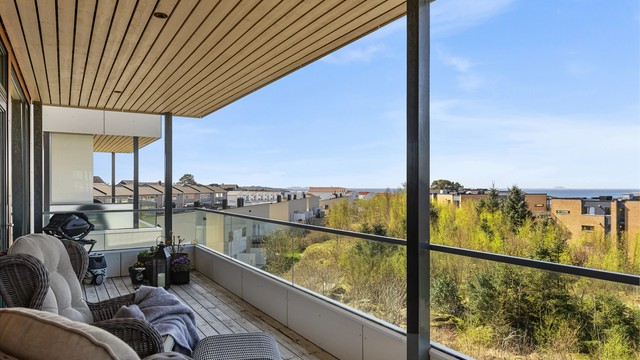 Her kan du nyte rolige dager med utsikt mot havet.