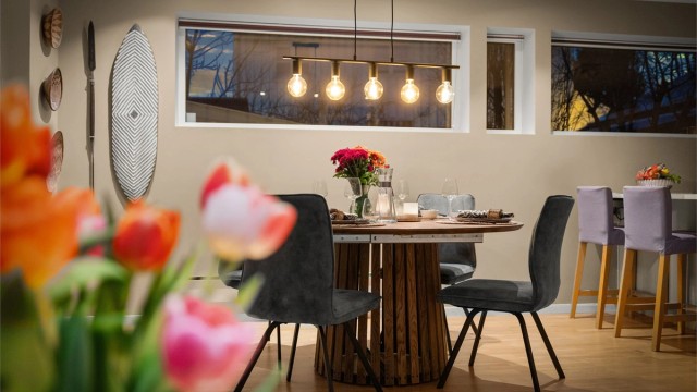 Spiseplassen har god plass til gjester.